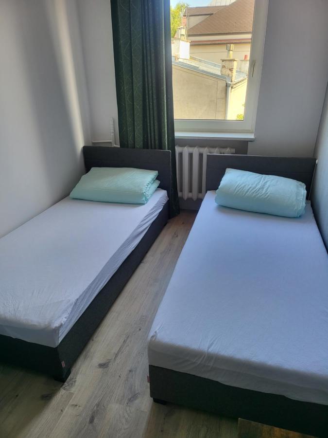 Rooms4Rest Wiertnicza - Private Rooms For Tourists - Atr Consulting Sp, Z O,O, Varsovie Extérieur photo