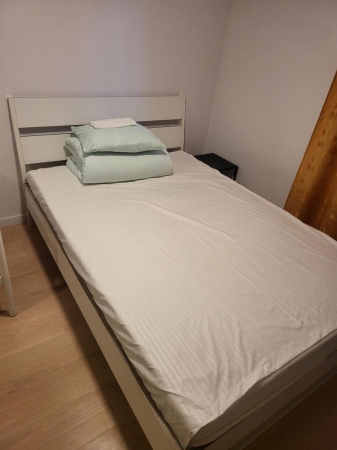 Rooms4Rest Wiertnicza - Private Rooms For Tourists - Atr Consulting Sp, Z O,O, Varsovie Extérieur photo