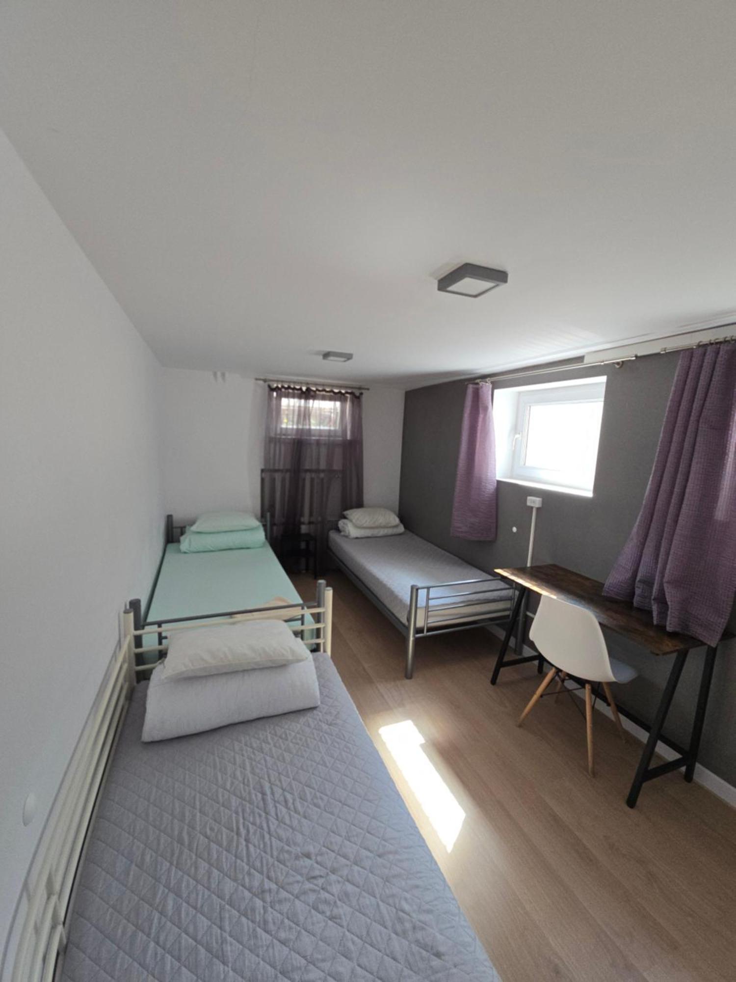 Rooms4Rest Wiertnicza - Private Rooms For Tourists - Atr Consulting Sp, Z O,O, Varsovie Extérieur photo