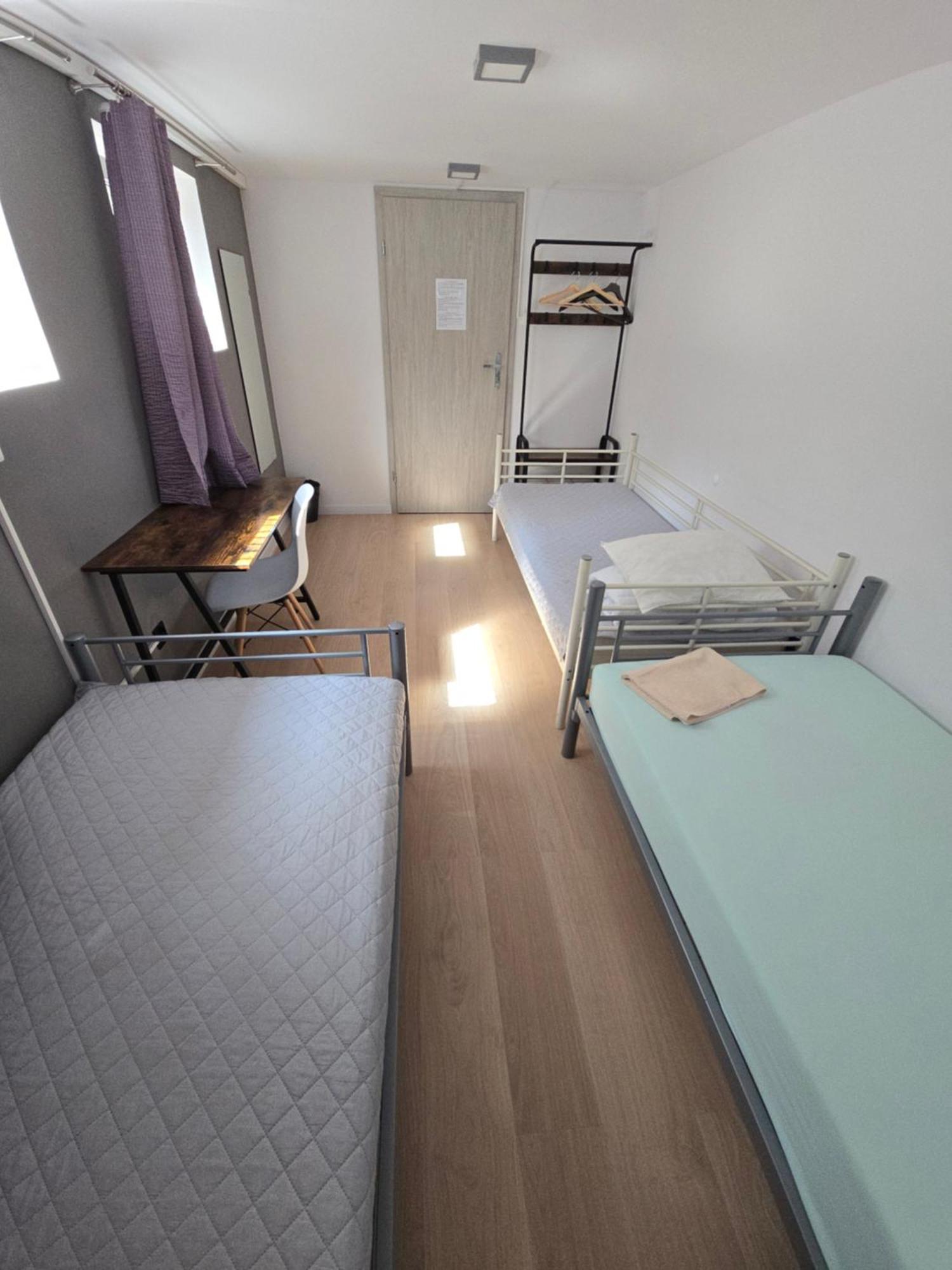 Rooms4Rest Wiertnicza - Private Rooms For Tourists - Atr Consulting Sp, Z O,O, Varsovie Extérieur photo
